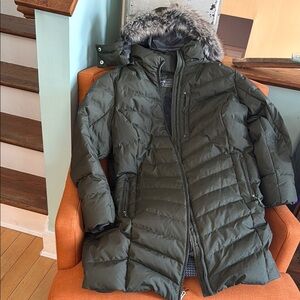 Windproof Down Hooded Parka Eddie Bauer
